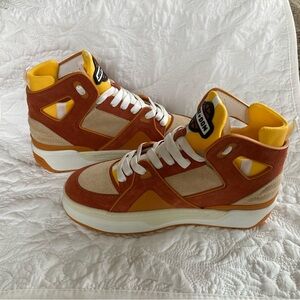 Just Don Court Side High-Top Basketball Sneakers in Orange and Cream size 7